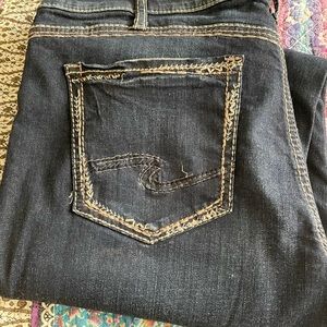 New, never worn Silver Jeans Calley Slim Bootcut jeans